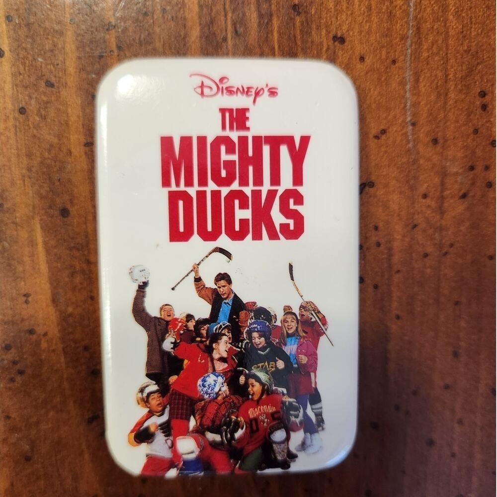 Movie Promo Pinback "The Mighty Ducks" Disney‎ 1992 NWOT